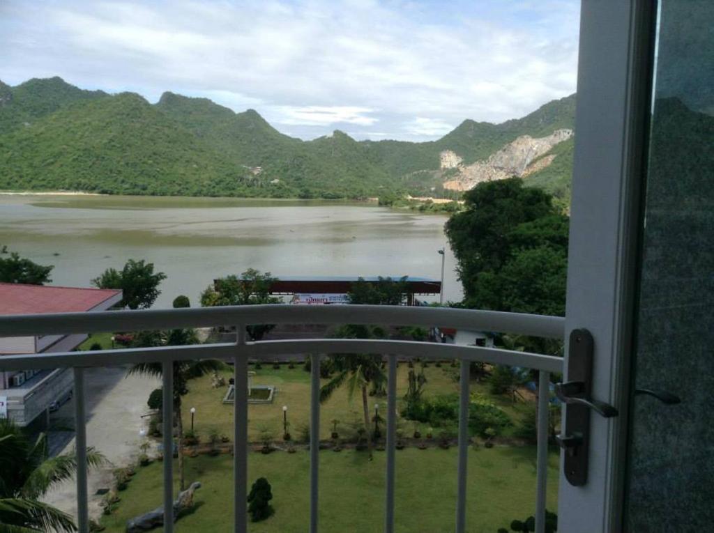 Hotel Kan Kanchanaburi Exterior photo